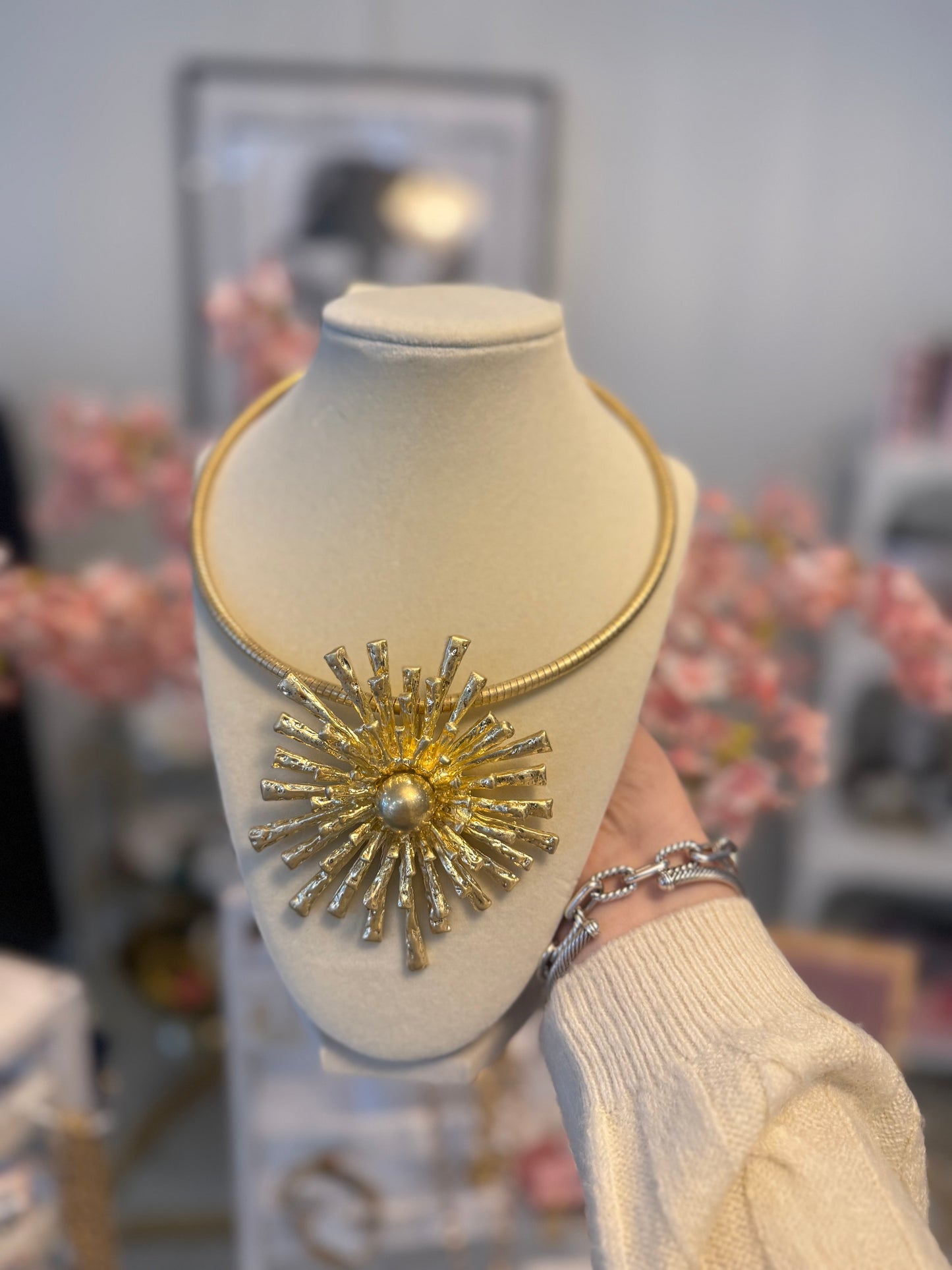 Floral Starburst Necklace