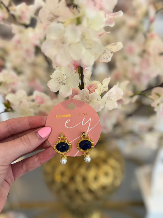 Noble Stud Earrings