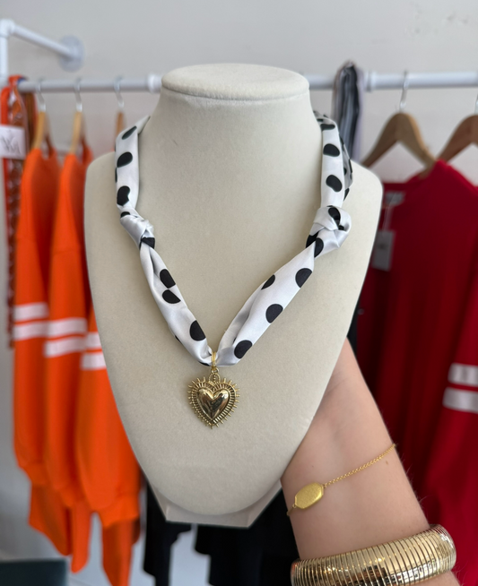 Queen Of Hearts Scarf Necklace